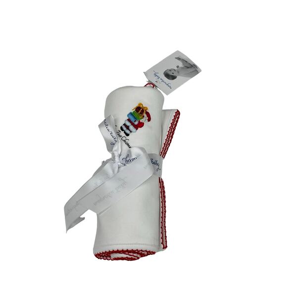 NWT Magnolia Baby 28" x 28" Baby's 1st Christmas Receiving Blanket - Picture 1 of 4